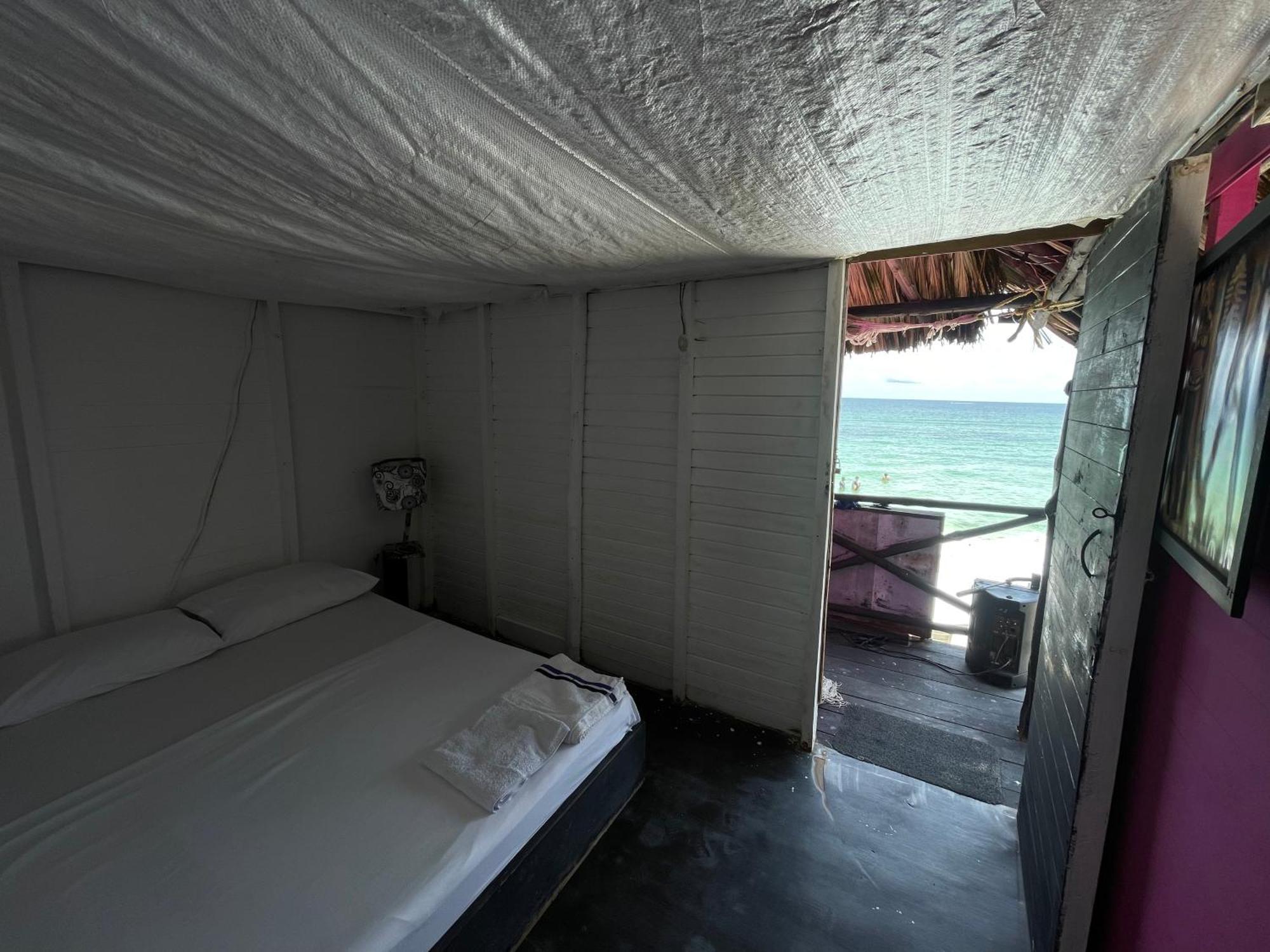 Hotel Mandala Beach à Isla Barú Extérieur photo